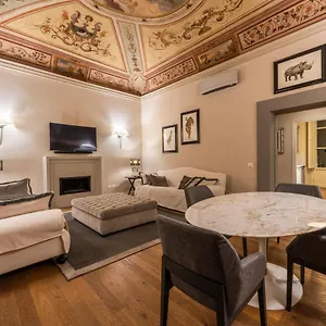 Rucellai Prestige By Mmega Apartment Florence