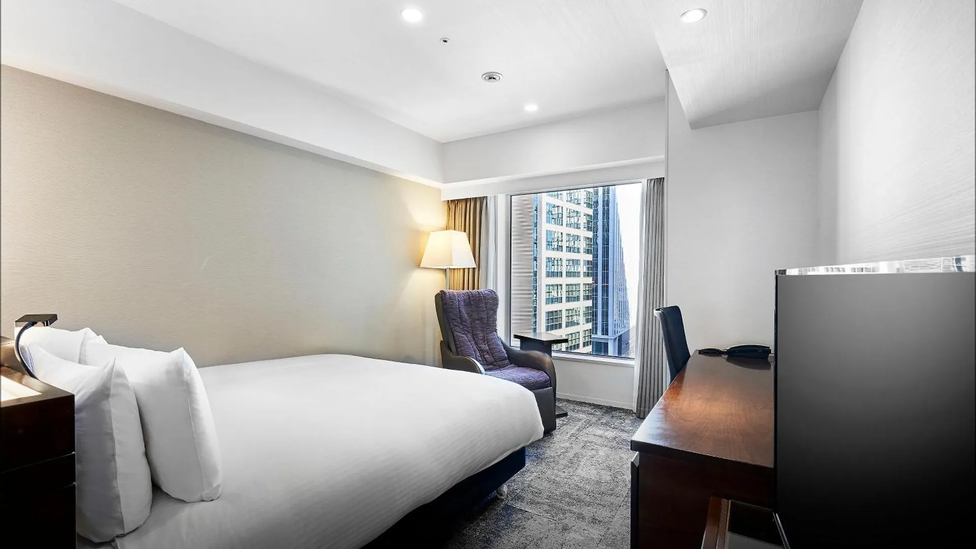טוקיו Daiwa Roynet Hotel Nishi-Shinjuku Premier 4*,  יפן